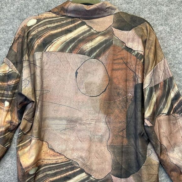 NWT PrettyLittleThing Top Women's 4 Beige Abstract Button Down Oversized Shirt - Picture 11 of 16